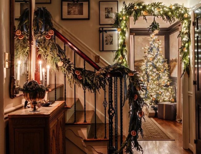 5 Cozy and Magical Christmas Rooms: Sunday Strolls & Scrolls