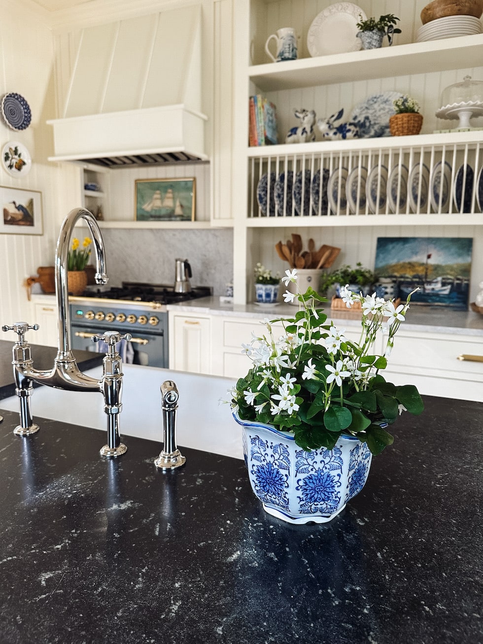 5 Simple Spring Decorating Ideas for the Kitchen