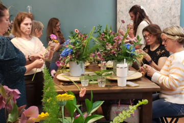 How this Florida florist balances floral art, retailing and more in her own ‘Wonderland’